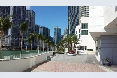 325 S Biscayne Blvd #1420, Miami, FL 33131 - Photo 24