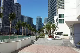 325 S Biscayne Blvd, Miami, FL 33131 - Photo 24