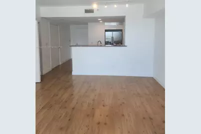 325 S Biscayne Blvd #1420, Miami, FL 33131 - Photo 10