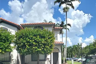 7834 Catalina Cir, Tamarac, FL 33321 - Photo 2