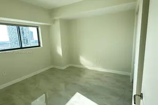 460 NE 28th St, Miami, FL 33137 - Photo 10