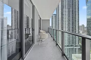 159 NE 6th St, Miami, FL 33132 - Photo 14