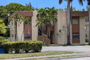 13987 NE 2nd Ave, Miami, FL 33161 - Photo 2