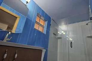 10955 SW 56th St, Miami, FL 33165 - Photo 12