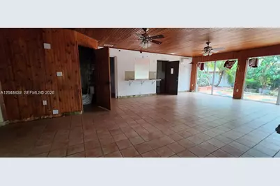 10955 SW 56th St, Miami, FL 33165 - Photo 6