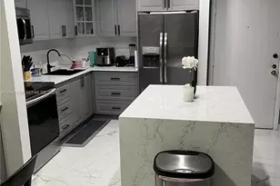 819 NE 199th St, Miami, FL 33179 - Photo 2