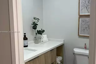 251 174th St, Sunny Isles Beach, FL 33160 - Photo 22