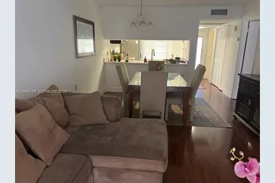1207 Bahama Bnd #E2, Coconut Creek, FL 33066 - Photo 2