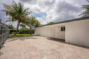 19531 NW 1st Pl, Miami Gardens, FL 33169 - Photo 26