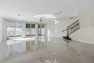 1772 NE 9th St, Fort Lauderdale, FL 33304 - Photo 2