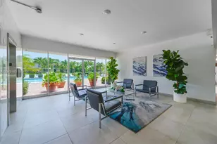 401 Golden Isles Dr, Hallandale Beach, FL 33009 - Photo 36