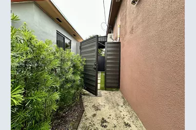 1309 NW 55th Ter #Studio, Miami, FL 33142 - Photo 16