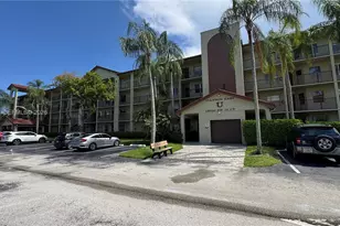 13000 SW 15th Ct, Pembroke Pines, FL 33027 - Photo 8