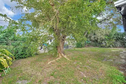 746 SW 4th St #1, Dania Beach, FL 33004 - Photo 30