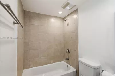 [Address not provided], Sunny Isles Beach, FL 33160 - Photo 34