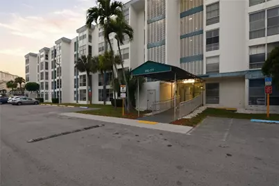 [Address not provided], Sunny Isles Beach, FL 33160 - Photo 16
