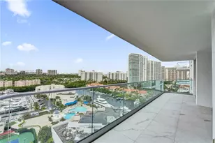 19707 Turnberry Way, Aventura, FL 33180 - Photo 44