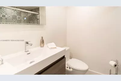 5161 Collins Ave #811, Miami Beach, FL 33140 - Photo 14