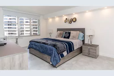 5161 Collins Ave #811, Miami Beach, FL 33140 - Photo 8