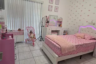523 W 68th St, Hialeah, FL 33014 - Photo 24