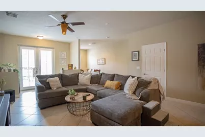 5808 Hampton Hills Blvd, Tamarac, FL 33321 - Photo 4