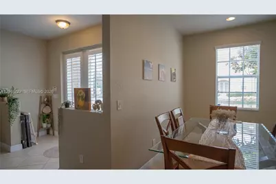 5808 Hampton Hills Blvd, Tamarac, FL 33321 - Photo 8