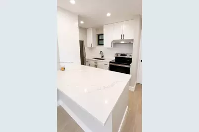 1530 SW 2nd St #307, Miami, FL 33135 - Photo 4