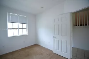 6041 SW 19th Pl, North Lauderdale, FL 33068 - Photo 12