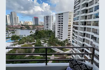 600 SE Three Islands Blvd #1018, Hallandale Beach, FL 33009 - Photo 10
