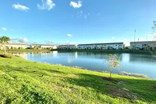 4984 Greenway Dr, Hollywood, FL 33021 - Photo 2