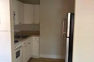 544 NE 62nd St, Miami, FL 33138 - Photo 12
