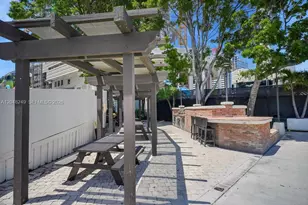 1901 Brickell Ave, Miami, FL 33129 - Photo 32