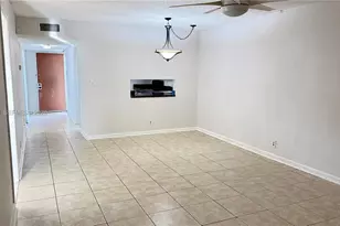 5525 N Lakewood Cir N, Margate, FL 33063 - Photo 10