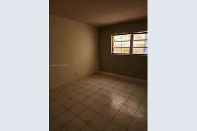 1621 NW 46th Ave #102, Lauderhill, FL 33313 - Photo 2
