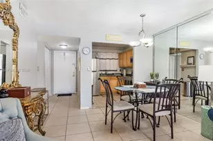 2851 E Sunrise Lakes Dr, Sunrise, FL 33322 - Photo 6