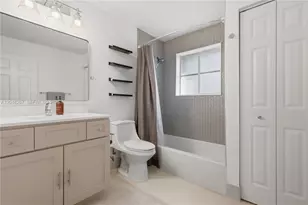 1419 Crossbill Ct, Weston, FL 33327 - Photo 40