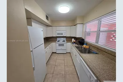 6130 Funston St #N, Hollywood, FL 33023 - Photo 16
