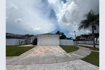 14305 SW 182nd Ter #0, Miami, FL 33177 - Photo 2