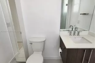 7825 NW 107th Ave, Doral, FL 33178 - Photo 28