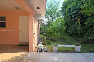 6130 Funston St, Hollywood, FL 33023 - Photo 2