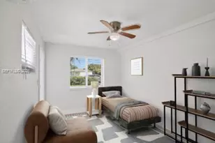 1010 NE 138th St, North Miami, FL 33161 - Photo 12