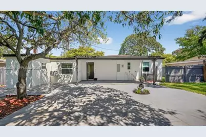 1010 NE 138th St, North Miami, FL 33161 - Photo 16