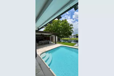 9170 NW 24th Pl, Sunrise, FL 33322 - Photo 4