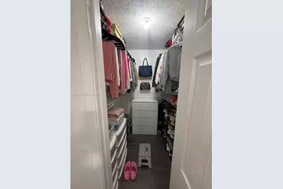9170 NW 24th Pl, Sunrise, FL 33322 - Photo 24