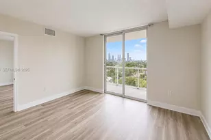 900 SW 8th St, Miami, FL 33130 - Photo 4
