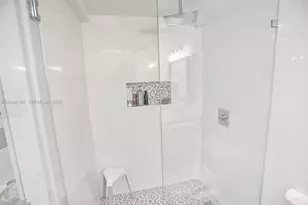 9660 W Bay Harbor Dr, Bay Harbor Islands, FL 33154 - Photo 36