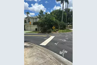 10386 NW 7th St, Coral Springs, FL 33071 - Photo 28