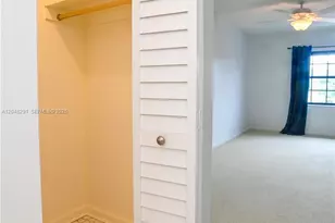130 Cypress Club Dr, Pompano Beach, FL 33060 - Photo 36
