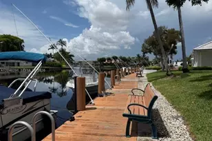 130 Cypress Club Dr, Pompano Beach, FL 33060 - Photo 46