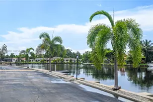 130 Cypress Club Dr, Pompano Beach, FL 33060 - Photo 14